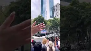 Celebrating Independence Day in Mexico City, Mexico 🇲🇽 (Avenida Reforma)