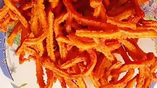 Tomato chakli