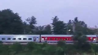 12892 Puri Bangriposi Intercity Superfast Express With New LHB Rakes  and   Vishakapatnam Wap-7