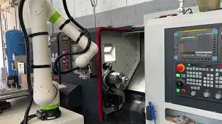Meccanica   Asservimento Tornio con Cobot