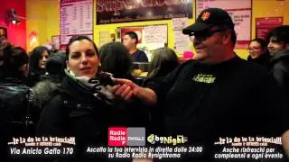 Te la do io la  brioscia   Roberta Acquaroli e superciccio strip!!! :)