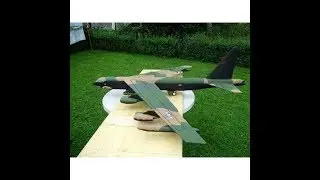 Avion B52-D Strato-Fortress Papercraft Gratis