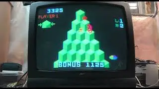 Играю в Q*Bert на Intellivision