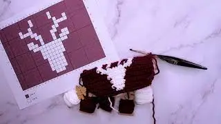 Colorwork with Holiday Rugs by Briana K Designs