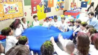 Tia Monique - Cambalhota - Festa Escolar