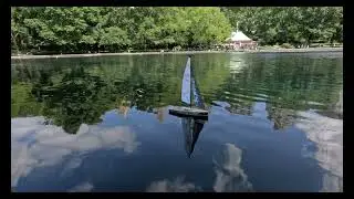 Maiden Voyage PlayStem Voyager 400 Sailboat, Central Park Model Boat Sailing New York City