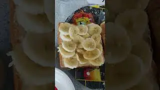 BANANA SANDWICH  TOAST WITH  PEANUT BUTTER AND BUTTER