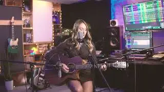 The Spotlight by StudioBook.io featuring Ashley Toth - Fade into You ACOUSTIC COVER