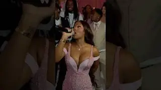 Моналео исполняет песню Don Who Leo на ее свадьбе 💍🔥 (незабываемый момент)