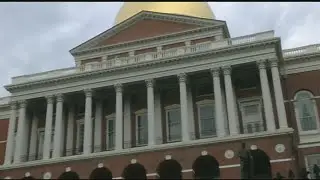 State House passes temporary budget, continues work on final spending bill