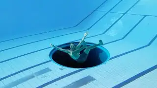 ЗАСТРЯЛ В САМОМ ГЛУБОКОМ БАССЕЙНЕ В МИРЕ..