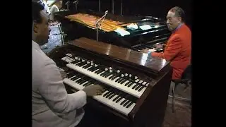 Black Swan - Duke Ellington (feat. Wild Bill Davis)