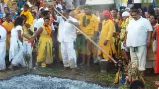 Marche sur le feu 2017 Temple Pendialy St Pierre le 02/01/17