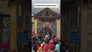 Shri Badrinath Temple crowd 😲#badrinath #kedarnath #badrinathdham #crowd #trending #shorts