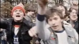 0011980021 - VfB- und KSC-Verrückte