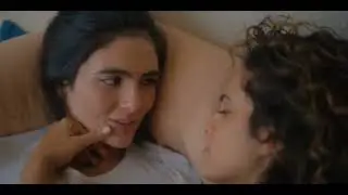 Dani & Gigi 💋 The L Word Generation Q ⧸ Season 3x01 ⧸ Lesbian kiss_YIX61QTal7w #000