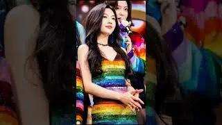 Kpop idols who went viral for their iconic stage outfits