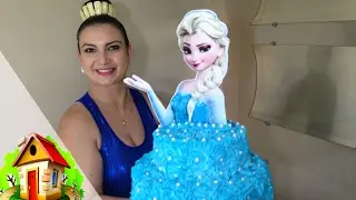 Bolo da Frozen - (Elsa) - -Culinaria-em-Casa