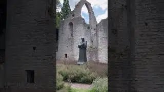 The ruins of Drottens and the statue of Christopher Polhem (1661&ndash;1751), the famous scientist.