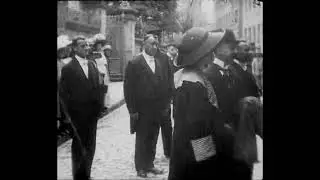 [Marie-Adelheid im Kino] (1912) [Marie-Ad&eacute;la&iuml;de at a Movie Theatre] Royal Bio Co.