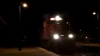 CP 6228 leads CP 288 at Deerfield, IL