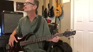 Carol of the Bells. YAMAHA TRBX 504, AMPEG Rocket 110, nylon wound strings, Yousician perfect score