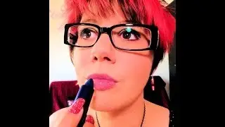 Review: Blue Lipstick l Clare Elise