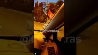#sofa on #street #fahrt #driving #sochi #car #russland #russia #tuning #umbau #motor #rider #summer