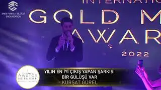 YILIN EN İYİ ÇIKIŞ YAPAN ŞARKISI | BİR GÜLÜŞÜ VAR - KÜRŞAT GÜREL