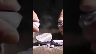 Satisfying mini Venus planet chalk crushing 💜✨Feel the cosmic calm as it  turns into soft powder.