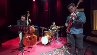 Lonely Walking - Francesco Marocco Trio (live at Jazz in Bess, Lugano)