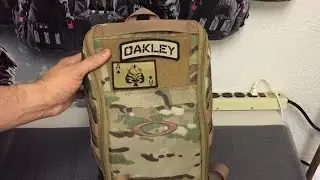 Рюкзак-переноска Oakley Extractor