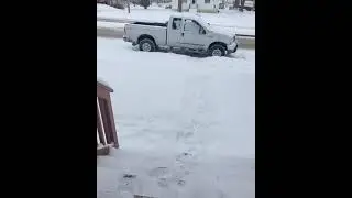 What does a healthy stock f250 2003 6.0 powerstroke cold start sound like?