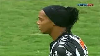 Ronaldinho vs Cruzeiro (02/12/2012)