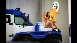 Moscow International Automobile Salon (MIAS 2018) + Girls