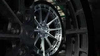 Did we mention you can get carbon lips on our 2 Piece wheels? #ex2colleciton #forgedwheels #custom