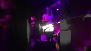 Hinds- Fat Calmed Kiddos Burger Hangover 2016