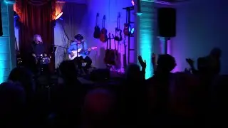 Beautifully Mad live at Navigate Arts, Tanja. The last few songs of a superb concert.