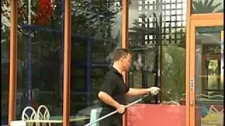 SYR BK Window Cleaning Video-spanish