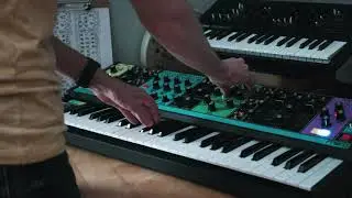 Six Missing - Pump (Hologram Electronics Microcosm)