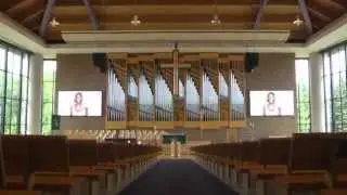 St. Andrew&rsquo;s Church &ndash; LED vs. Projection