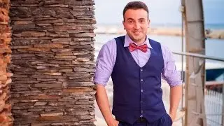 Ведущий Петр Удовиченко arthall.od.ua