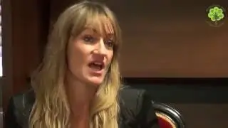 Bea Johnson in Slovenia talking about Zero Waste Home