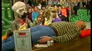 What's Up Doc - THE WOLVES 'cooking with Nutkin'