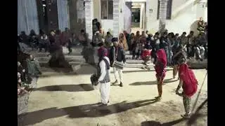 नए साल पर हमारे गांव में बहुत ही शानदार स्टैंडबाजी और जश्न मनाया गया।पूरा गांव रोशनी और खुशियों से भ