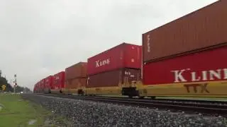 UP 8096 Leads a Westbound Intermodal - Sugar Land, TX