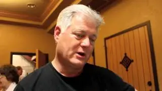 Sandy Shugart performs at Garden Theatre
