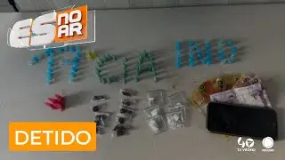 Homem &eacute; detido com drogas e dinheiro escondido debaixo do carro