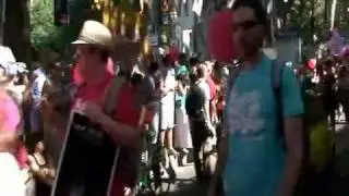 Avignon OFF 2009 Parade et 