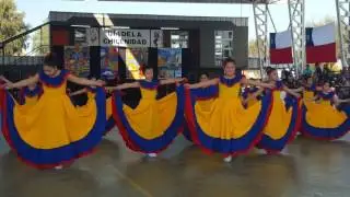 3°a baila colombia (la pollera colorada)       colegio: saint louis school